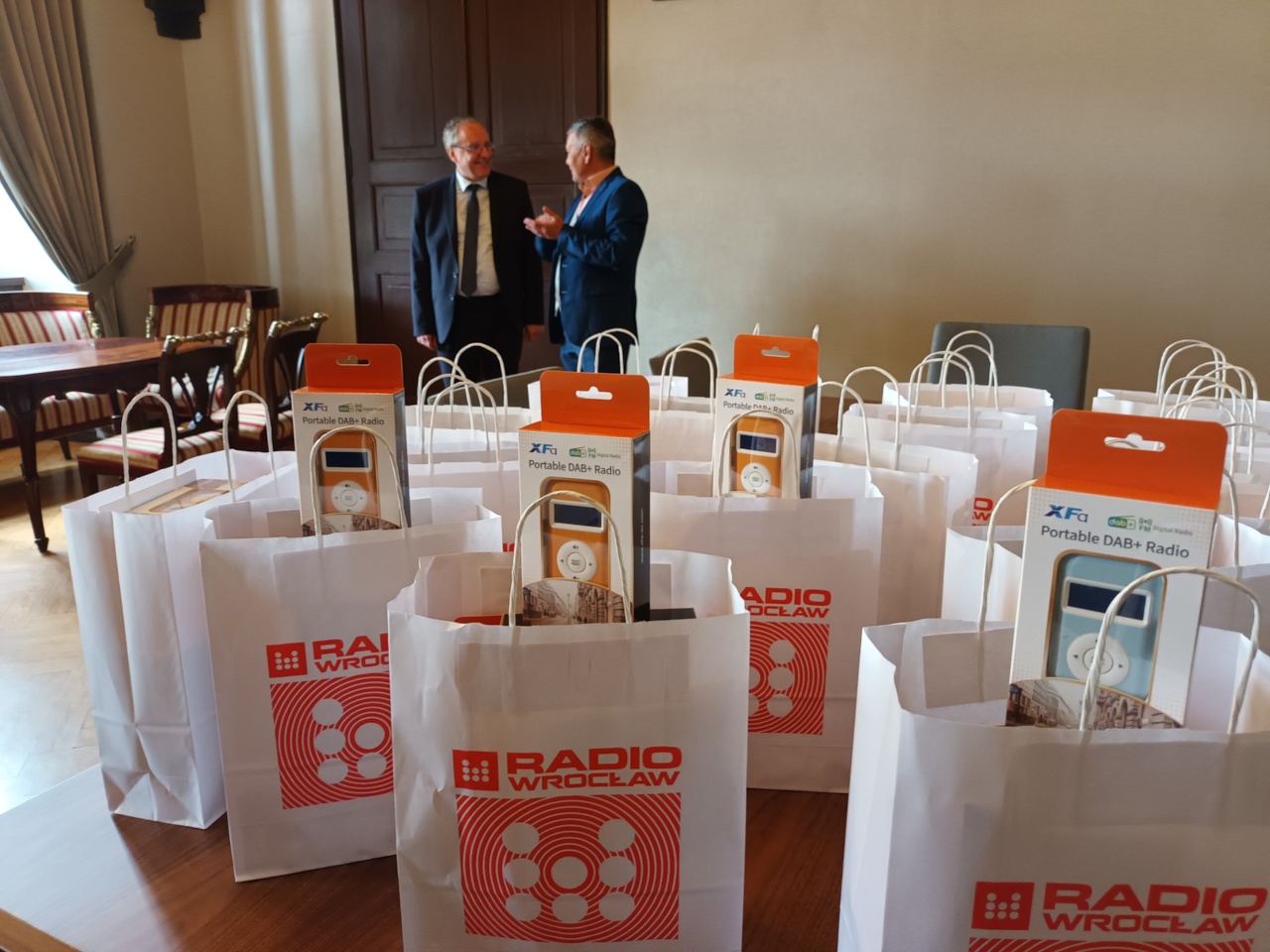 Ukraine Students Received XFa DAB+Radio